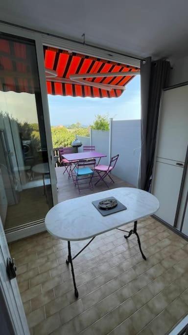 L'Escale Apartment Каркеран Екстериор снимка